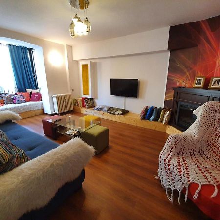 Bucharest Pedestrian Old Town 3 Bedrooms By Orchid Garden ภายนอก รูปภาพ