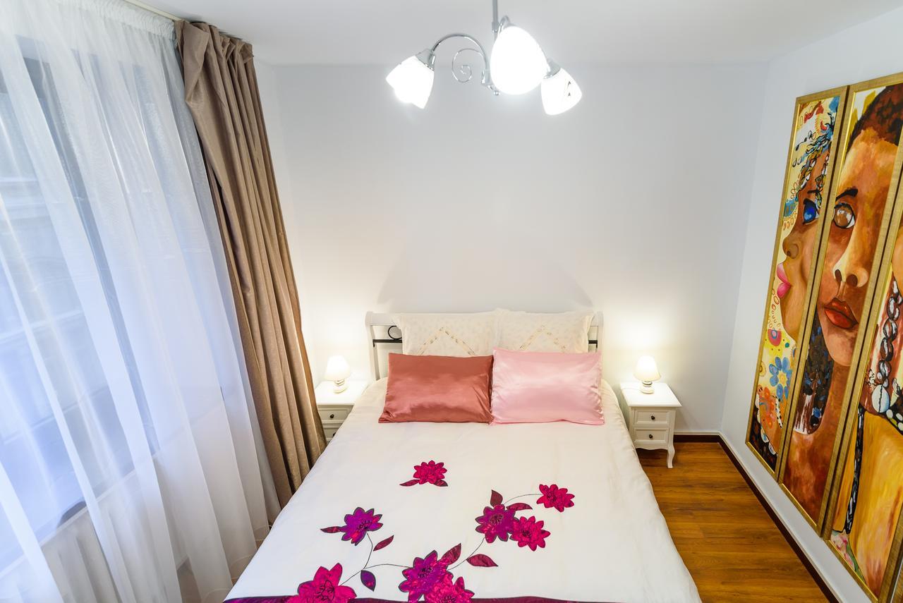 Bucharest Pedestrian Old Town 3 Bedrooms By Orchid Garden ภายนอก รูปภาพ