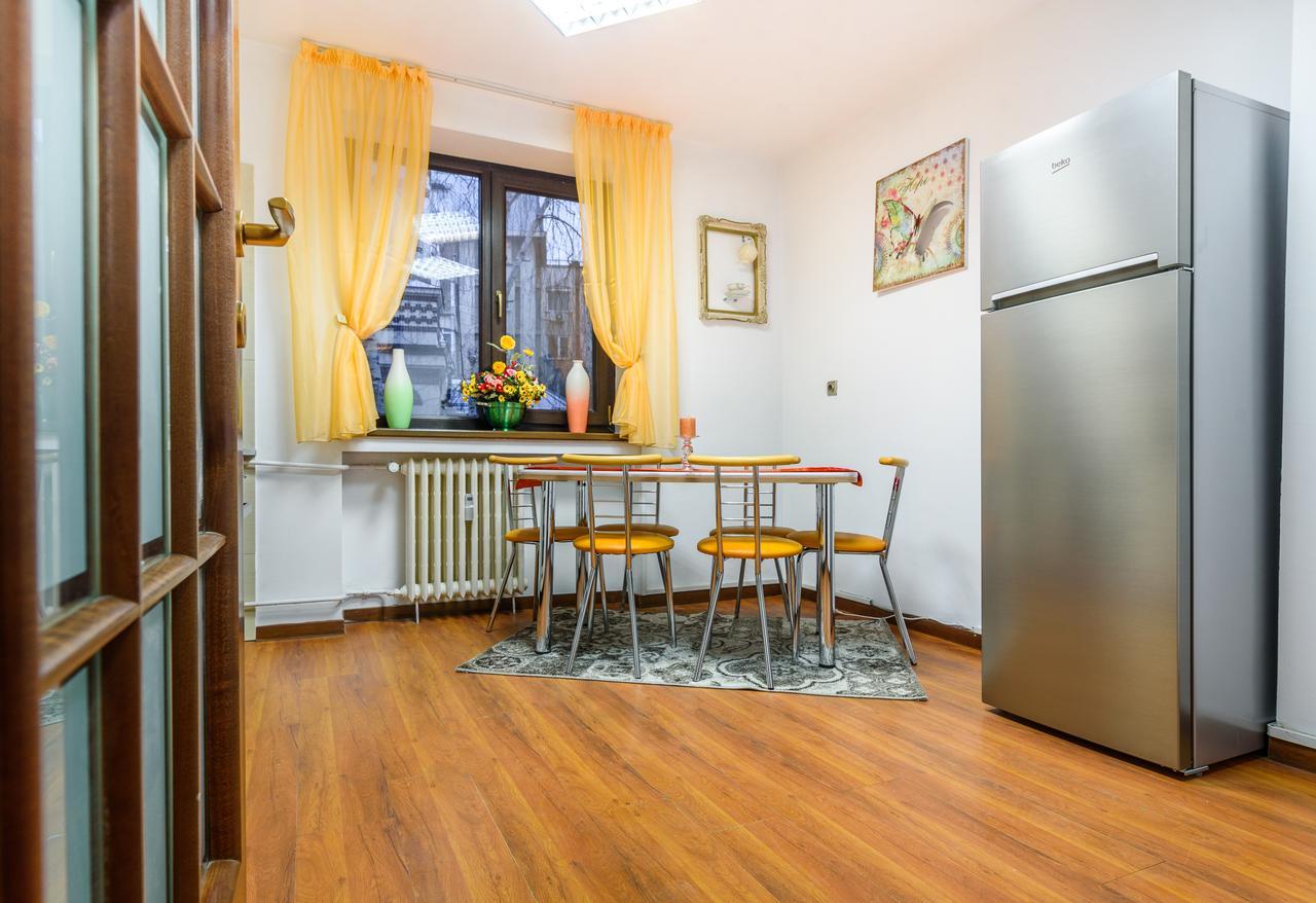 Bucharest Pedestrian Old Town 3 Bedrooms By Orchid Garden ภายนอก รูปภาพ