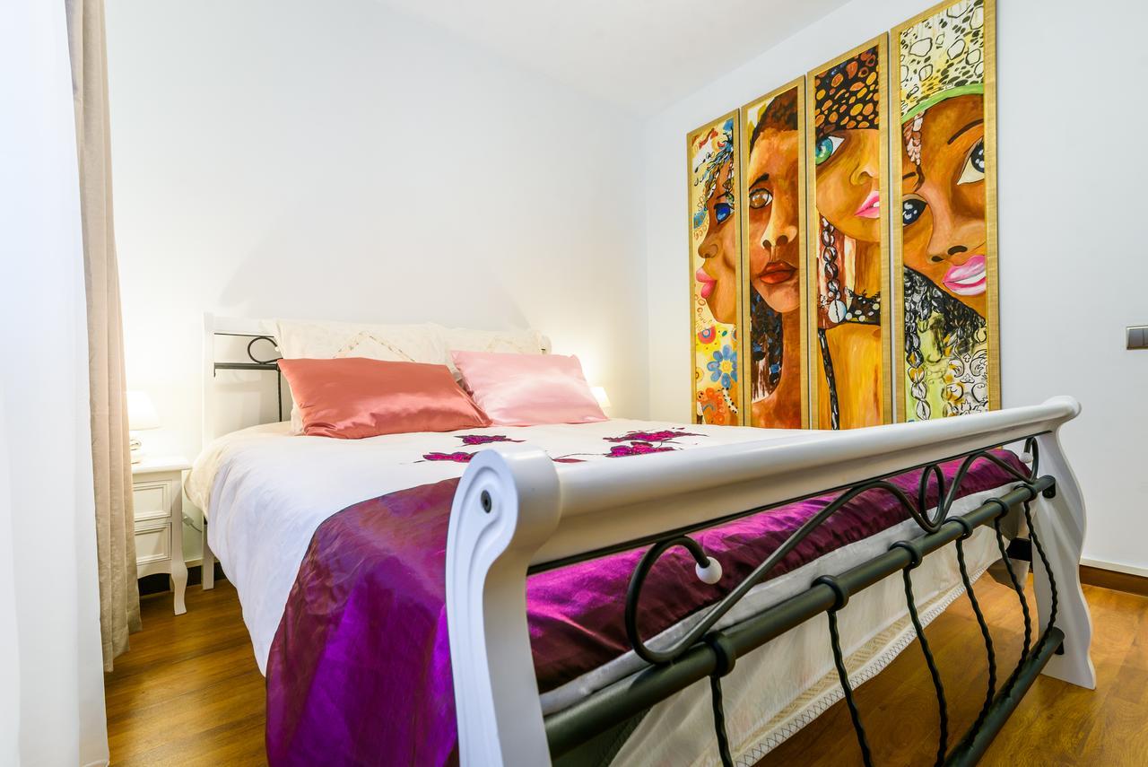 Bucharest Pedestrian Old Town 3 Bedrooms By Orchid Garden ภายนอก รูปภาพ